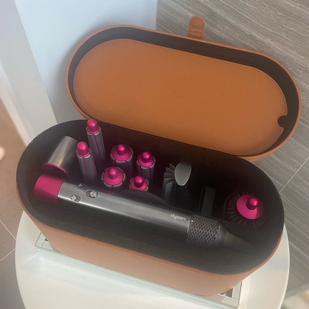 Dyson Airwrap Complete Styler - Like New!